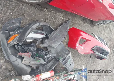 2013 Honda Accord Ex-L V-6 z USA, uszkodzony, nr VIN 1HGCT2B80DA009172